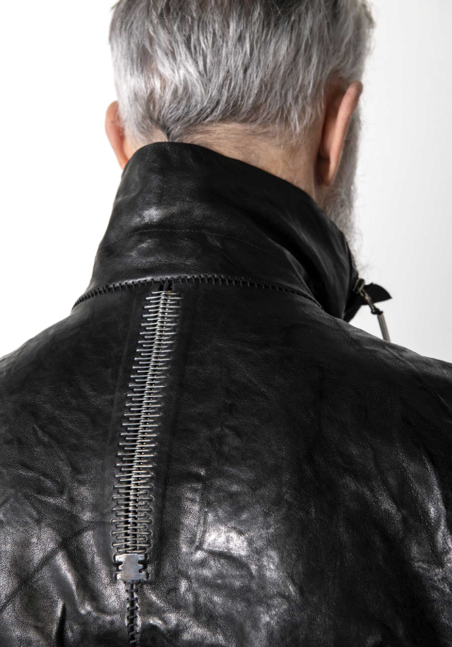 Куртки с железным позвонком