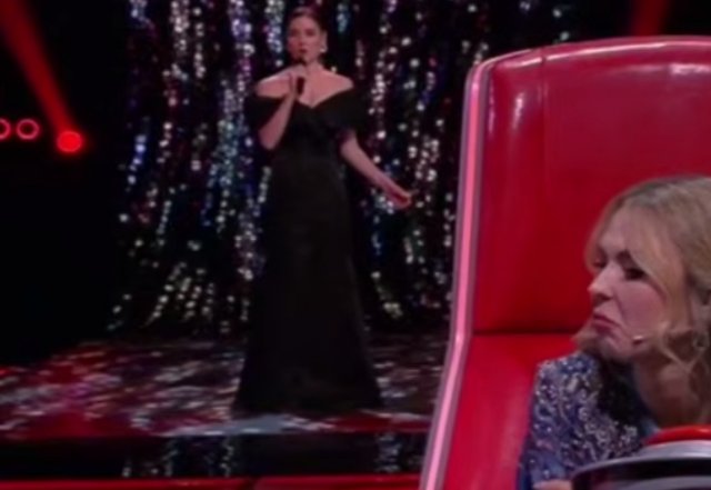 Пелагея не смогла понять, кто поет: мальчик или девочка на шоу %22Голос%22