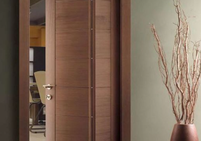 Ситуация с дверным магазином