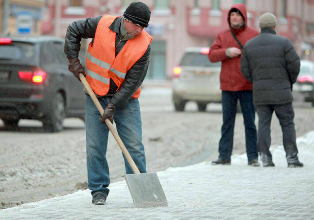 Дворник-герой