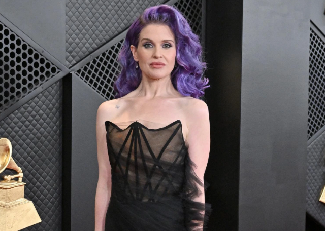 Келли Осборн уменьшается