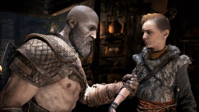 В сети показали первый кадр из сериала по God of War — фанаты недовольны Кратосом