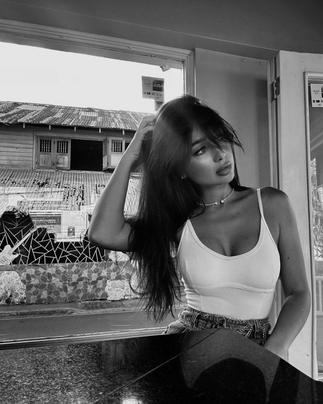 Лилия Киосе - горячая девушка Михаила Галустяна, который ушел от жены после 19 лет брака