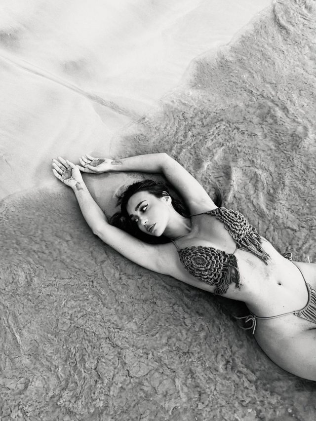 Лилия Киосе - горячая девушка Михаила Галустяна, который ушел от жены после 19 лет брака