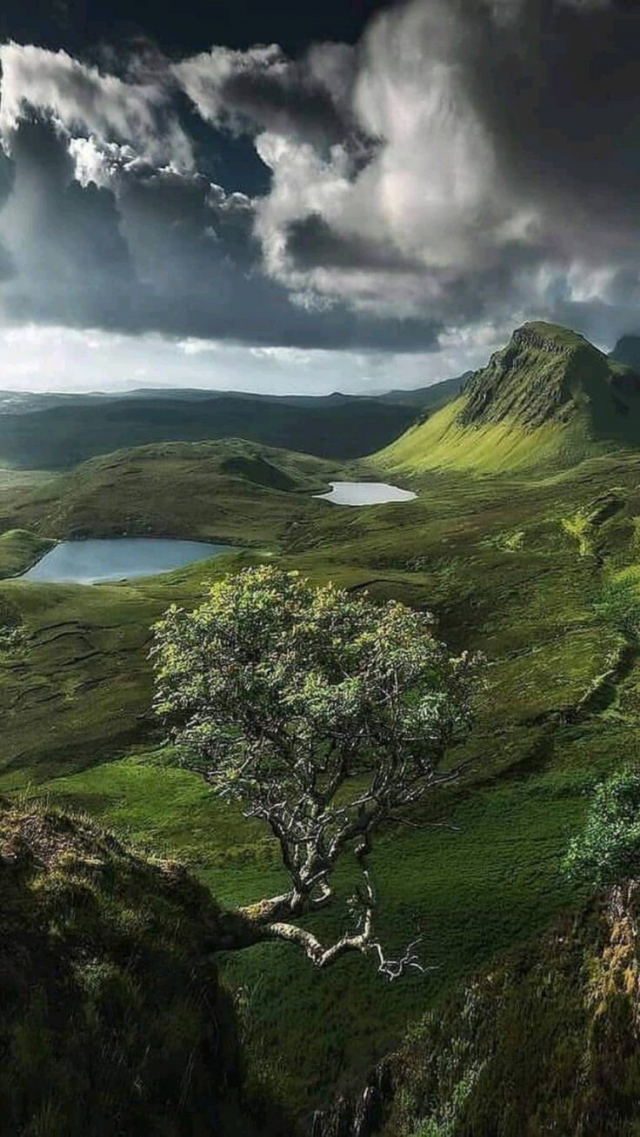 Живописный пейзаж острова Скай