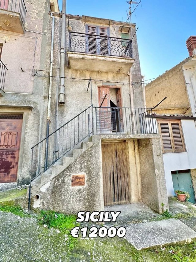 Уютный домик в Сицилии за скромные 1,1 млн рублей