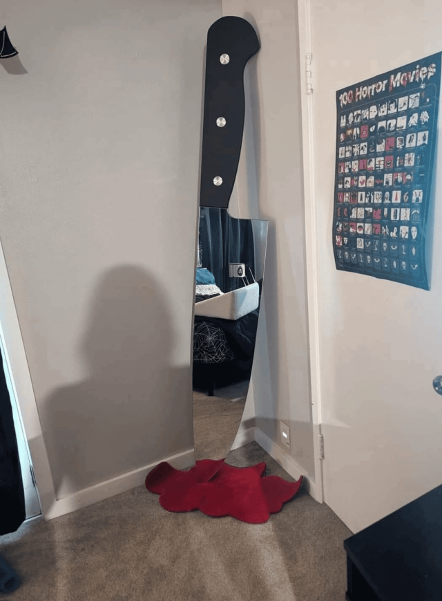 Нож мой, зеркальце, скажи