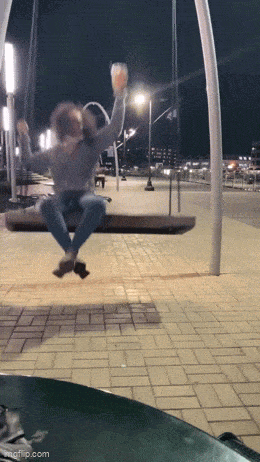 Забавная гифка 13