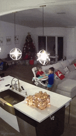 Забавная гифка 14