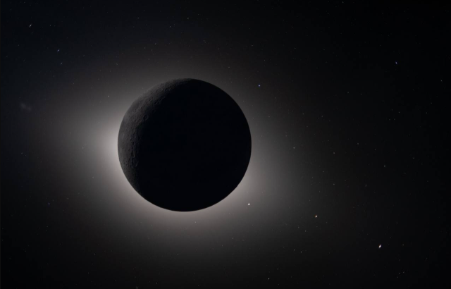 NASA опубликовало новые снимки космоса, включая редкое лунное затмение с обратной стороны Луны