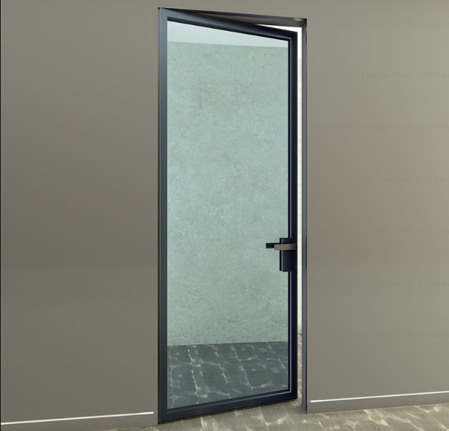 В калужском ЖК жильцы проваливаются из-за отсутствия стекла в двери