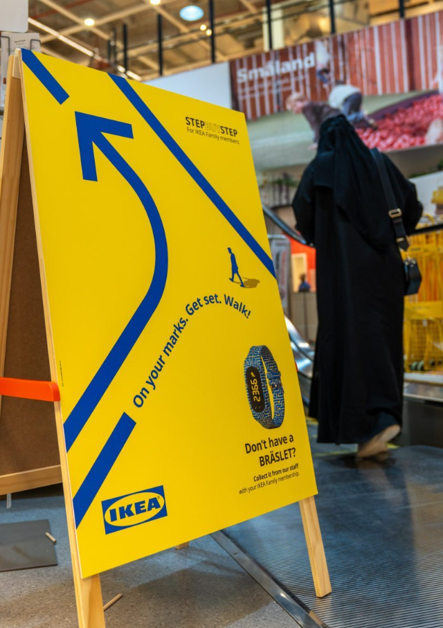 IKEA в Саудовской Аравии начала давать скидки за пройденные шаги в магазине
