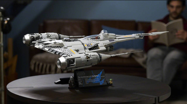 LEGO представил крупный космический истребитель из вселенной Star Wars