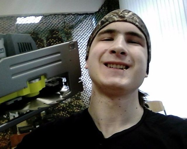 В московском колледже студент убил преподавателя и покончил с собой (5 фото)