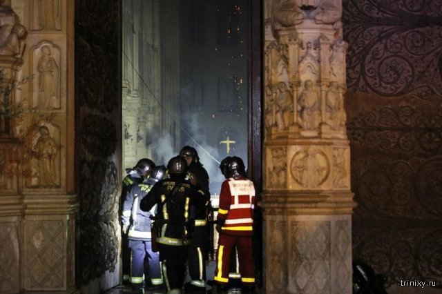 Последствия пожара в соборе Парижской Богоматери (7 фото)