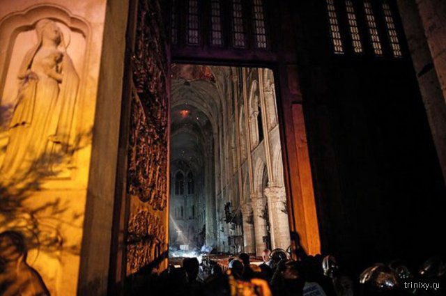 Последствия пожара в соборе Парижской Богоматери (7 фото)