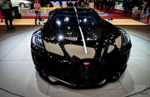 Футболист Криштиану Роналду стал обладателем самого дорогого автомобиля в мире (8 фото)
