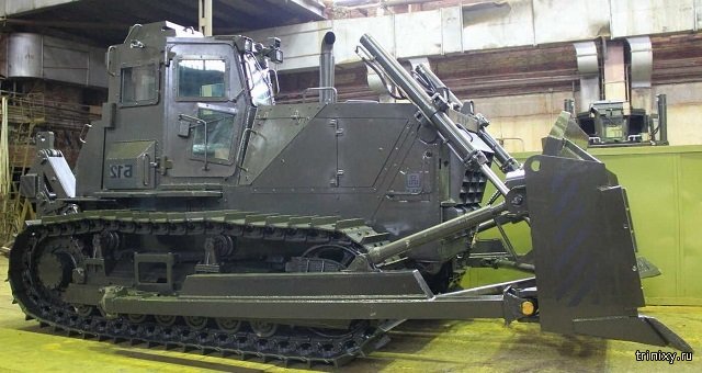 В Челябинске построят первый боевой трактор (2 фото)
