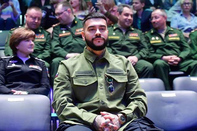 Армия России и Black Star представили совместную коллекцию одежды (12 фото + видео)