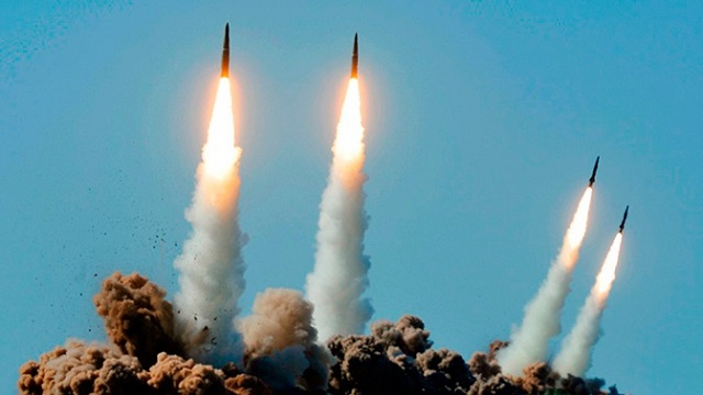 Владимир Путин внес в Госдуму проект о приостановлении Договора о ликвидации ракет средней и меньшей дальности