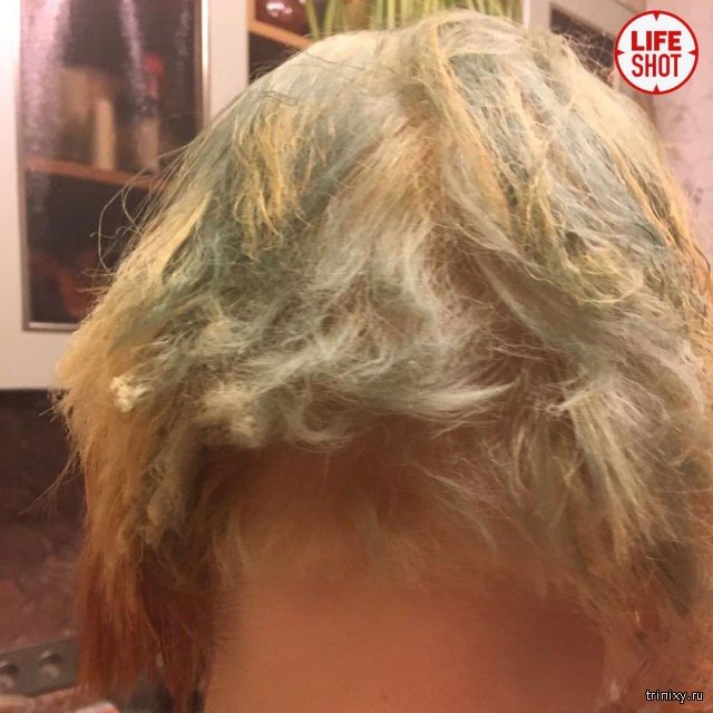 Жительница Москвы решила осветлить волосы (7 фото)