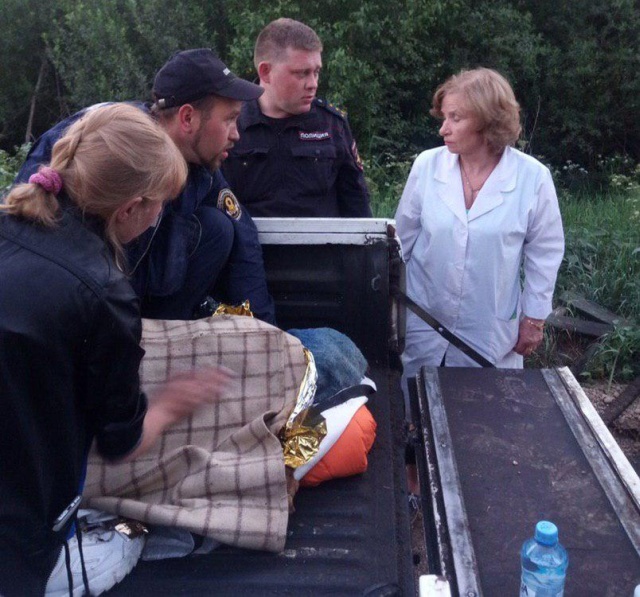 Чудесное спасение бабушки в Тверской области (3 фото)