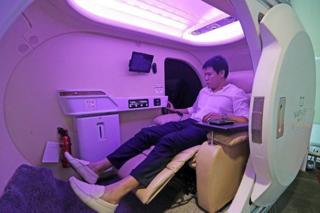 Капсульные комнаты отдыха в китайских аэропортах (4 фото)
