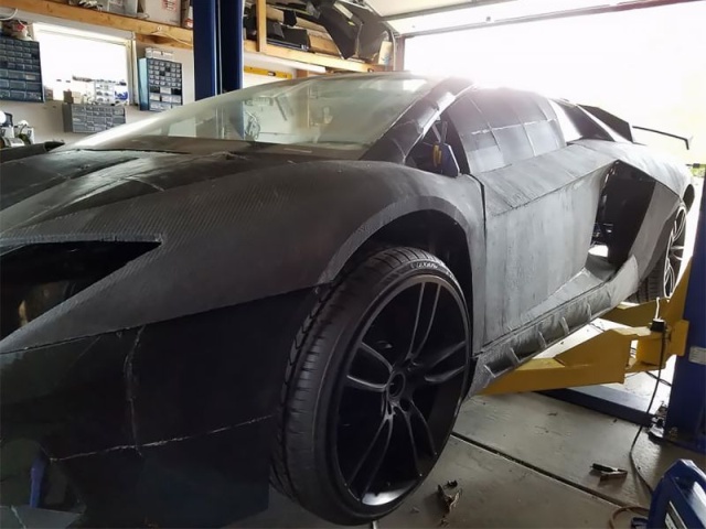 Lamborghini Aventador, распечатанный на 3D-принтере (18 фото)