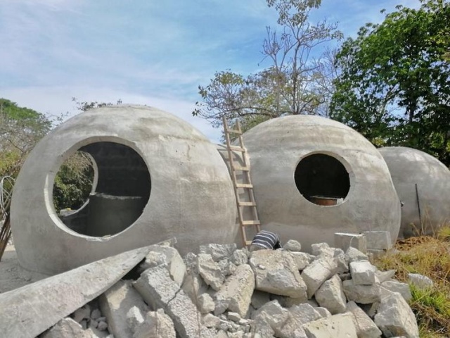 Дом в Коста-Рике из цемента и средства для мытья посуды (29 фото)