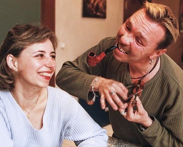 Российские знаменитости, которые женились один раз и на всю жизнь (15 фото)