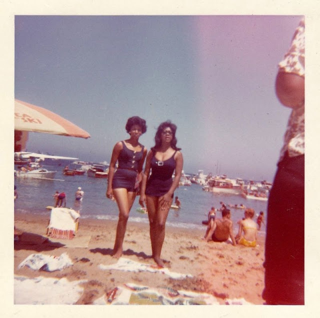 Купальники в 60-х годах (29 фото)