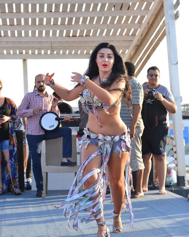 В Египте армянскую танцовщицу Софинар Григорян обвинили в подстрекательстве к разврату (6 фото + видео)