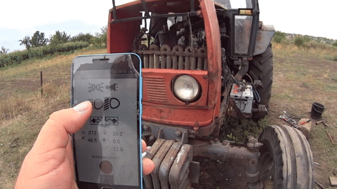 Сельские хакеры сделали комбайн-гибрид и трактор с автопилотом (4 фото + 2 гифки)