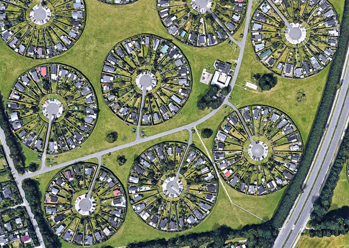 Необычный «город садов» в Дании (7 фото)