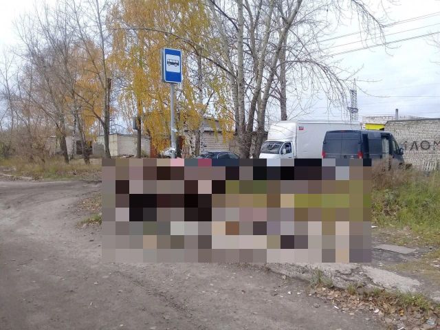 Тонкий намек чиновникам от жителей Дзержинска (2 фото)
