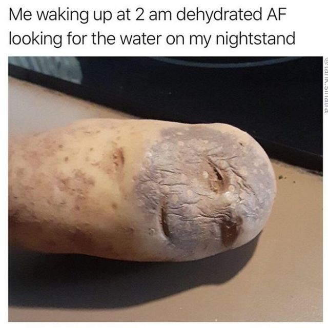 Новый мем: страдающая картошка (13 скриншотов)
