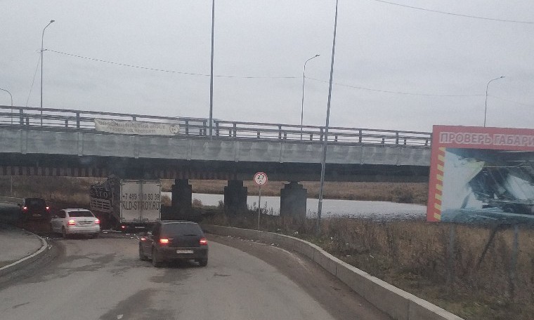 Питерский «мост глупости» снова в деле (фото и видео)