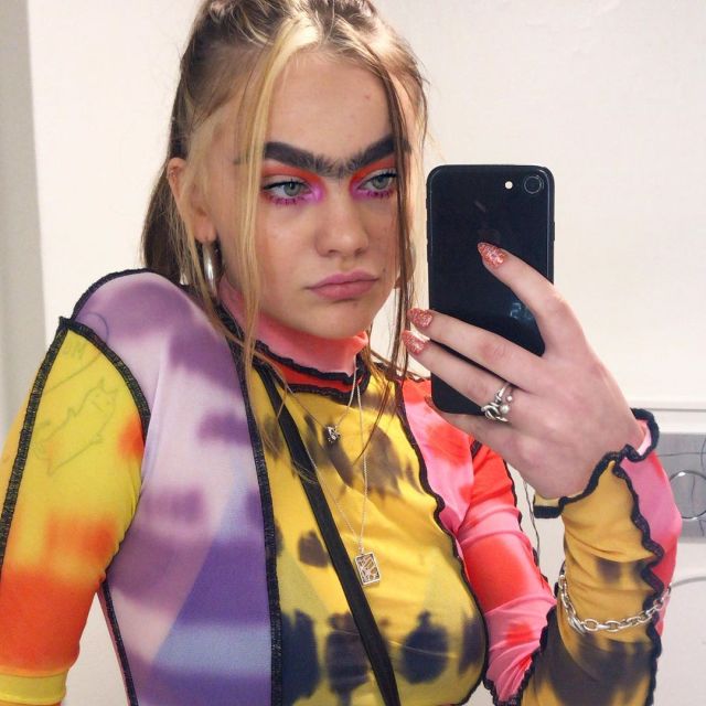 Пути моды неисповедимы: чем визажистка из Дании покорила Instagram (10 фото)