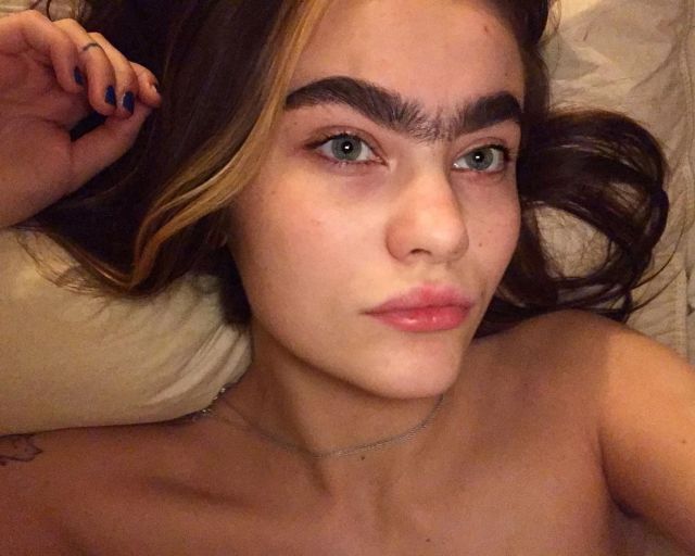 Пути моды неисповедимы: чем визажистка из Дании покорила Instagram (10 фото) Пути моды неисповедимы: чем визажистка из Дании покорила Instagram (10 фото)