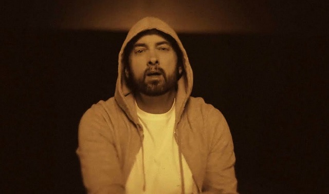 Eminem вернулся со скандальным альбомом и новым рекордом