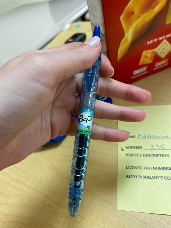 ручка из пластиковой бутылки