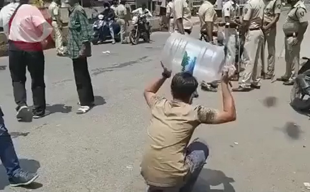 Индийские полицейские