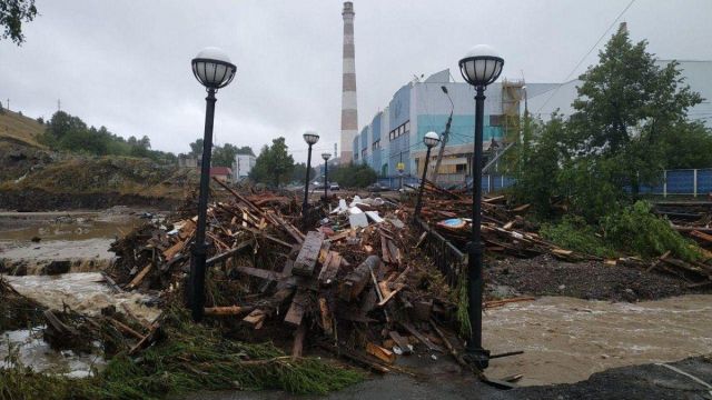Последствия ливня в городе город Нижние Серги