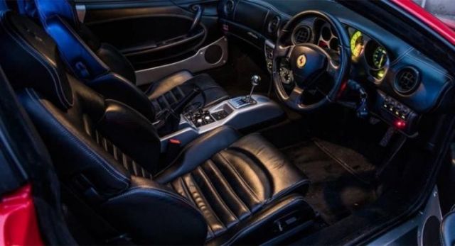 Сиденья лимузина Ferrari 360 Modenaна