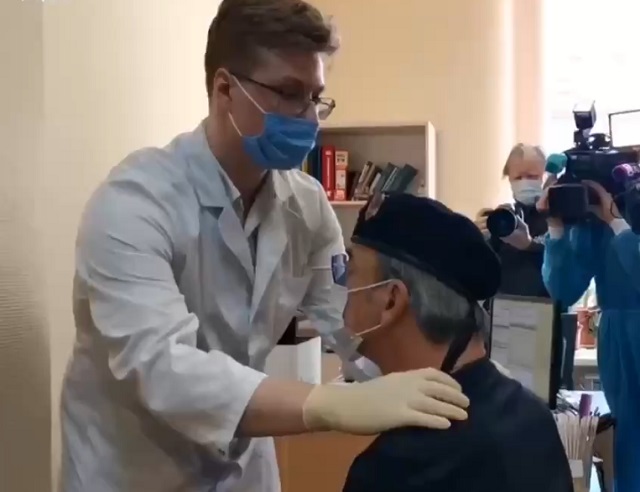 Михаил Боярский у врача