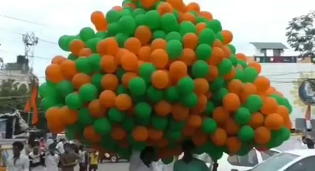 Связка воздушных шаров