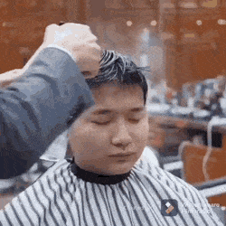 Парень в парикмахерской