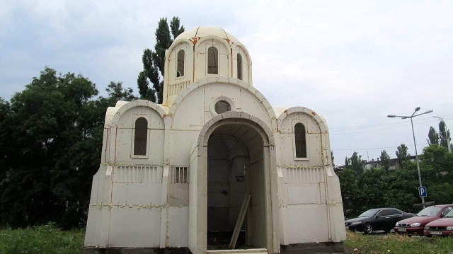 В Херсоне построили церковь из пенопласта