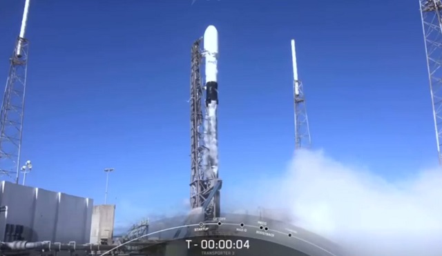 SpaceX запустила в космос украинский спутник "Сич-2-30"