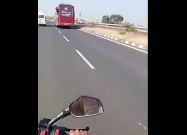 автобус в индии